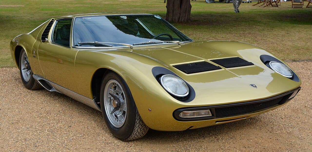 Lamborghini Miura SV