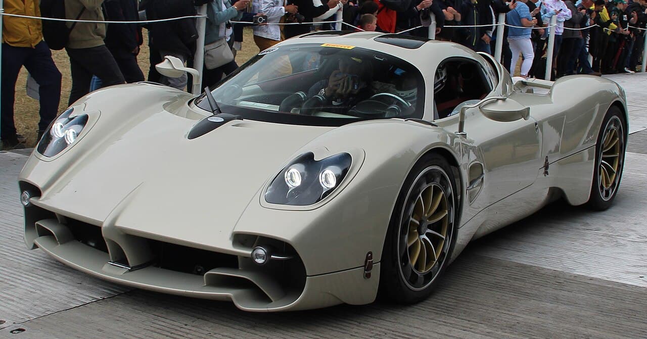 Pagani Utopia Sculpted Mechanical Aerodynamics