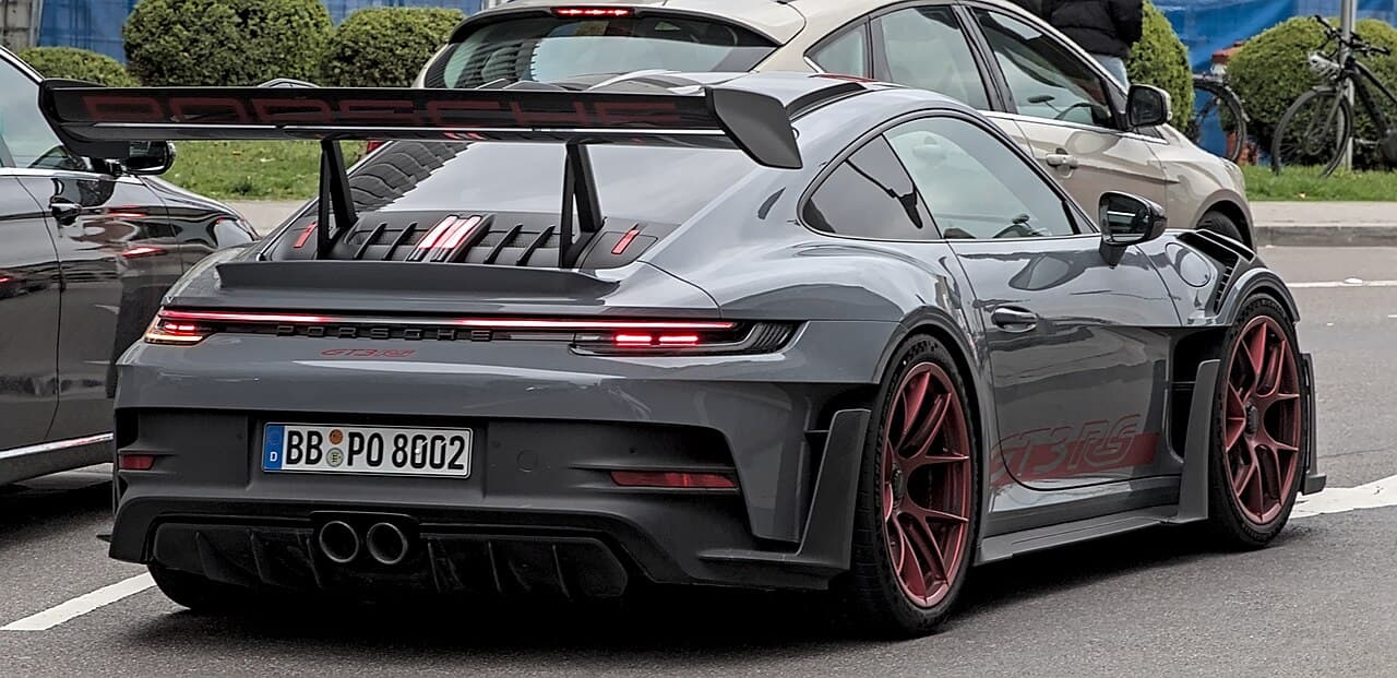2025 Porsche 911 GT3 RS Track Test: The 9,000 RPM Downforce Benchmark