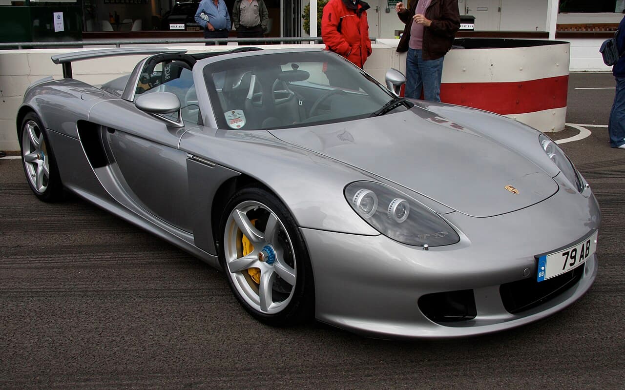 Porsche Carrera GT 5.7L V10 Carbon Monocoque